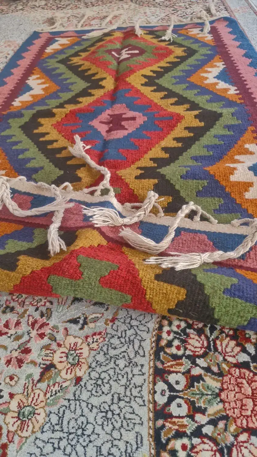 فرش|فرش|نیشابور, باغرود|دیوار