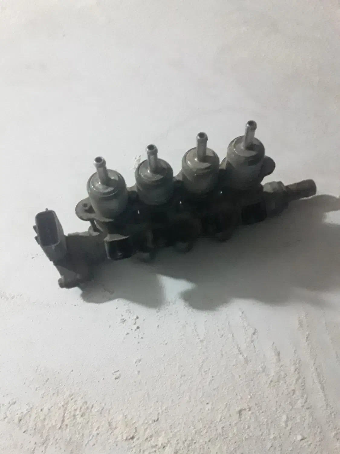 یک دست سوزن گاز نیسان دوگانه|قطعات یدکی و لوازم جانبی|یزد, |دیوار