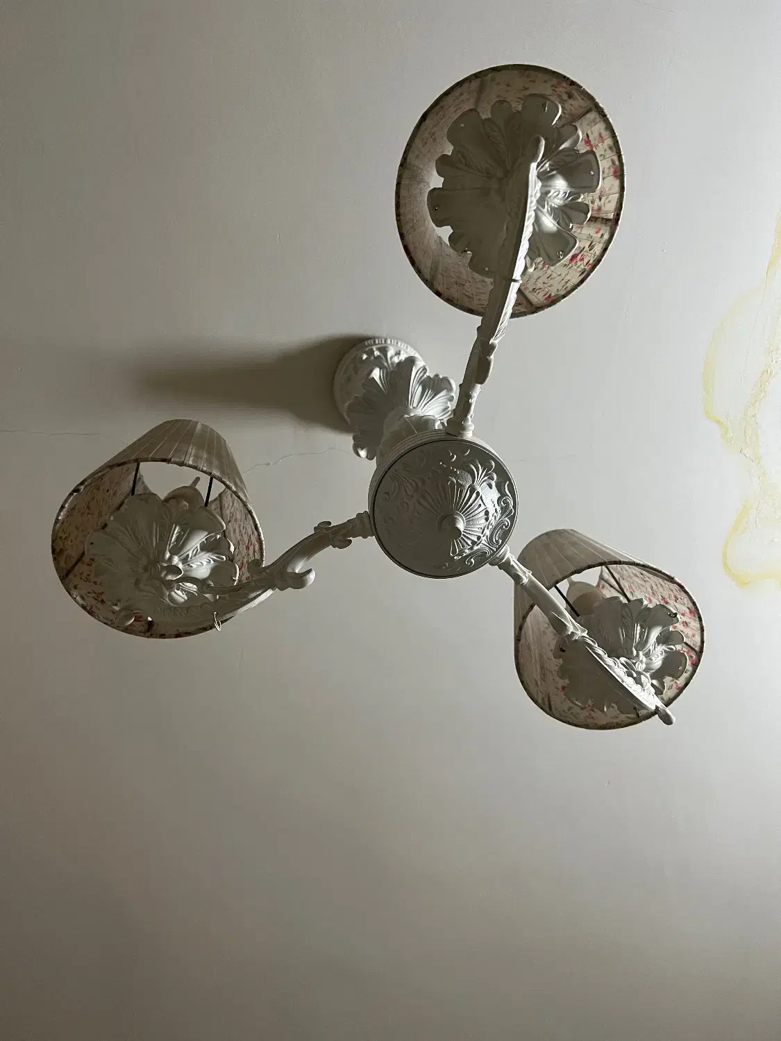 یک جفت لوستر فانتزی|لوستر و چراغ آویز|اصفهان, گلزار|دیوار