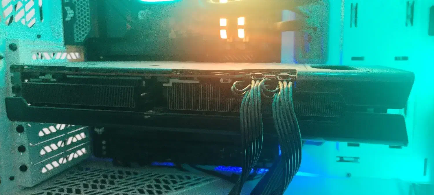 RX 6900 XT Swift 16GB|قطعات و لوازم جانبی رایانه|اصفهان, خانه اصفهان|دیوار