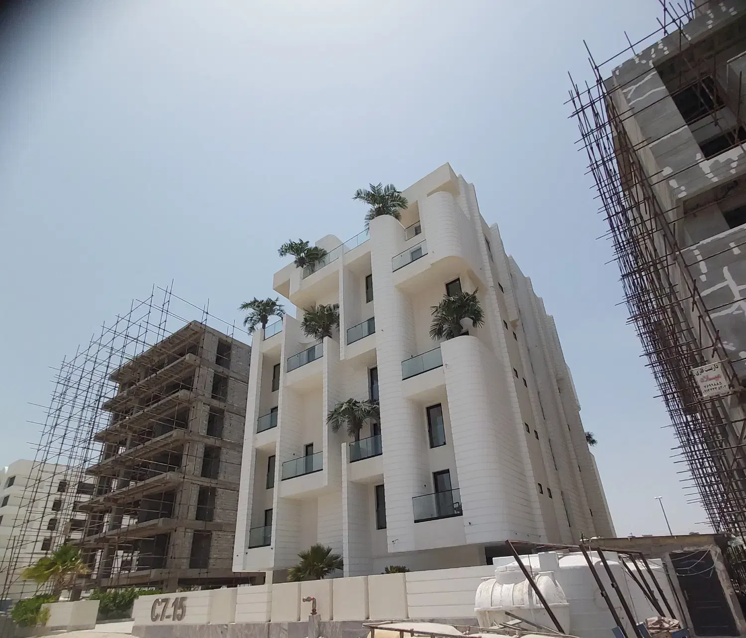 استخدام بازاریاب جهت مراجعه به پروژه های ساختمانی|استخدام بازاریابی و فروش|اصفهان, جاوان|دیوار