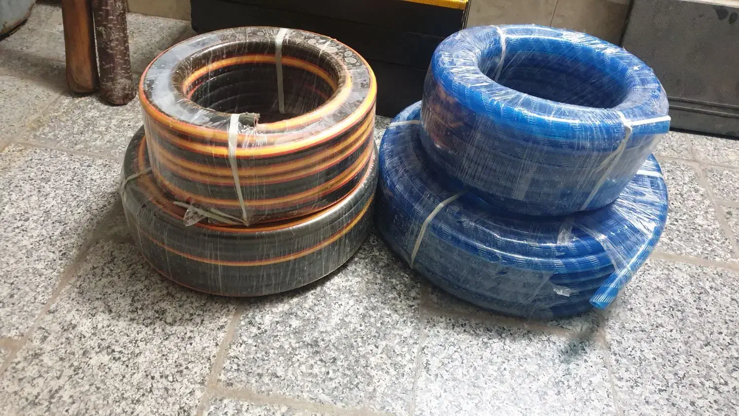 شلنگ اب و گاز|مصالح و تجهیزات ساختمان|قم, دروازه چوبی|دیوار