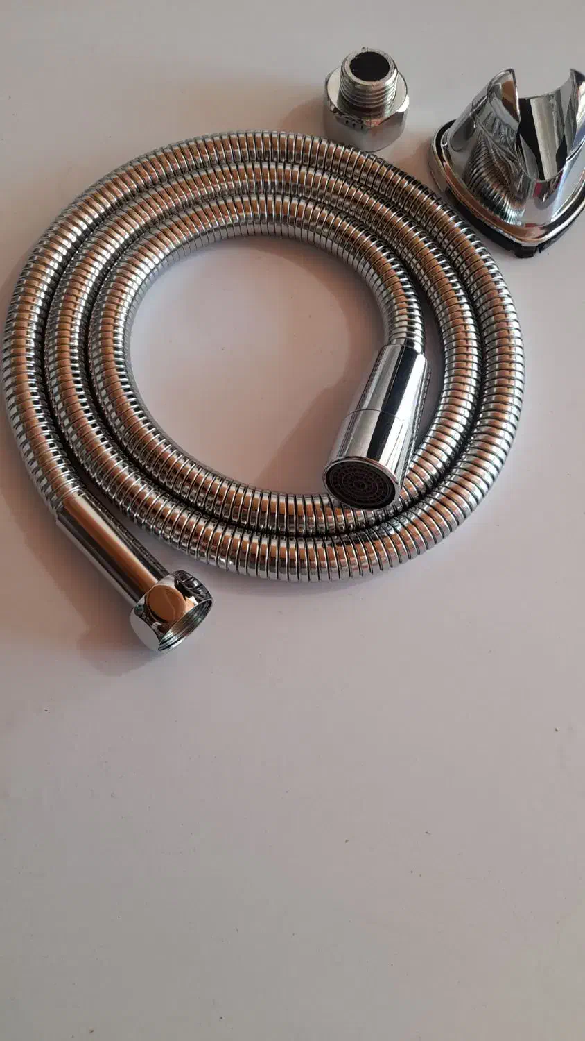 تولید کننده ای شیلنگ دوش وتوالت|لوازم سرویس بهداشتی|کرج, ساسانی (قلمستان)|دیوار