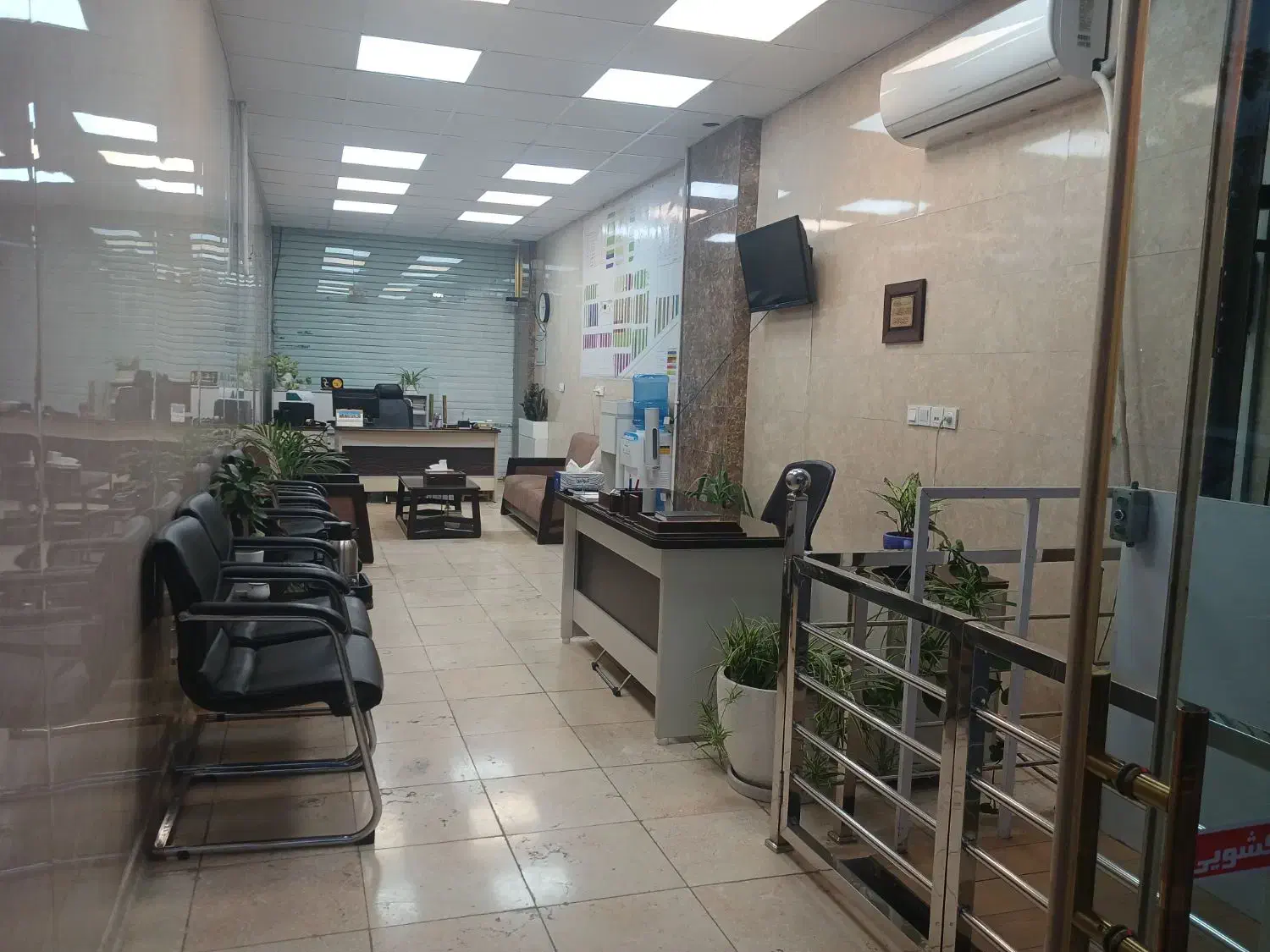 مغازه ۱۷۰متری شهرک صنعتی شیخ اباد|اجارهٔ مغازه و غرفه|کرج, مجتمع صنفی صنعتی|دیوار