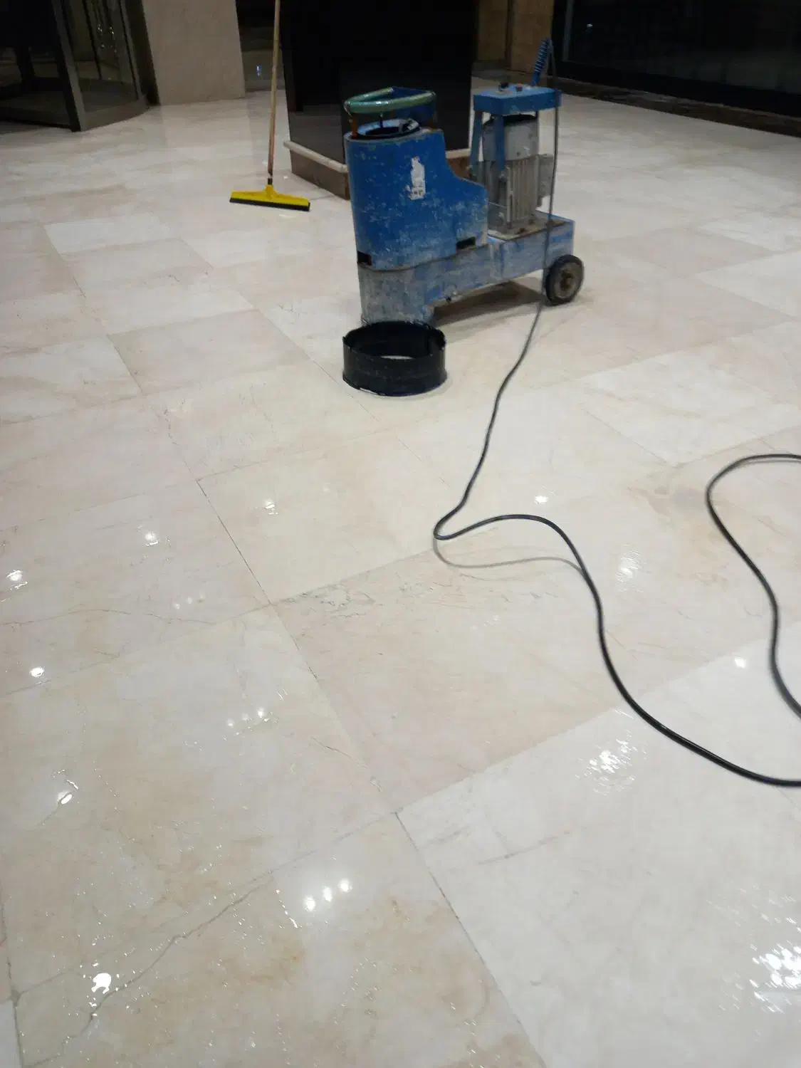 کفسابی کف ساب نوشدن|خدمات نظافت|شوشتر, |دیوار