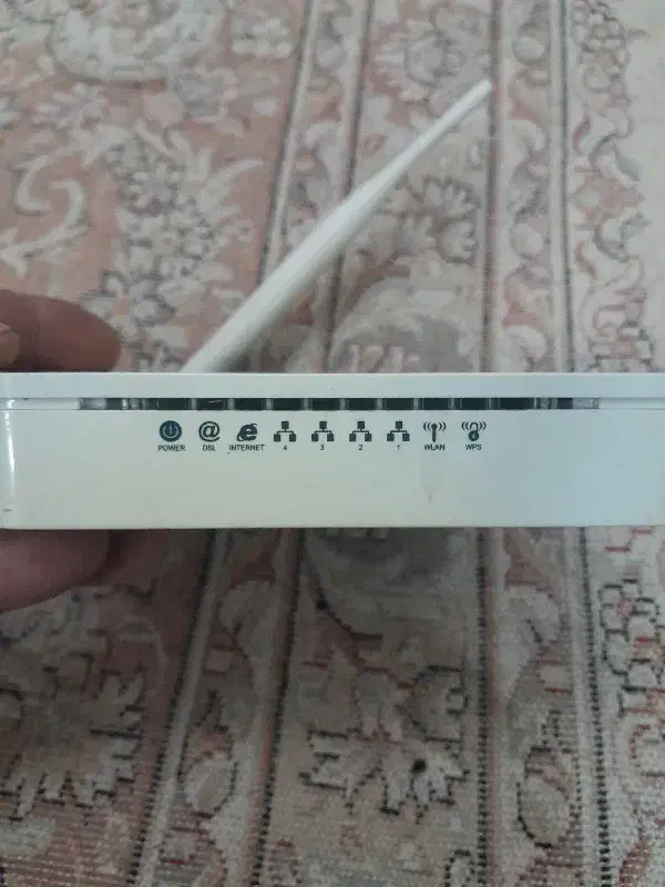 مودم wifiv|مودم و تجهیزات شبکه|قم, سراجه (۱۵ خرداد)|دیوار