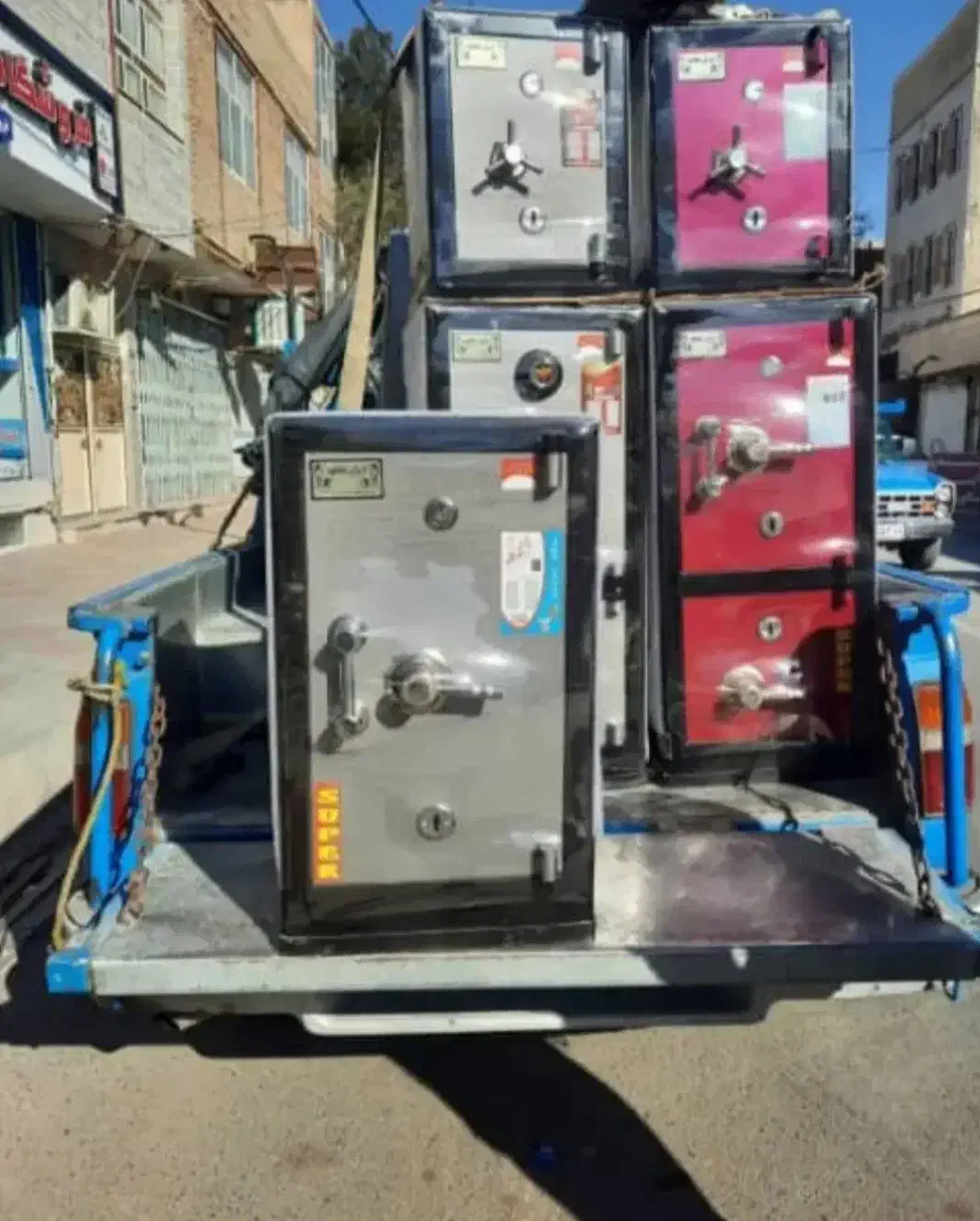 گاوصندوق بزرگ و کوچک همه مدل و سایز|ابزارآلات|پرند, فاز ۳|دیوار