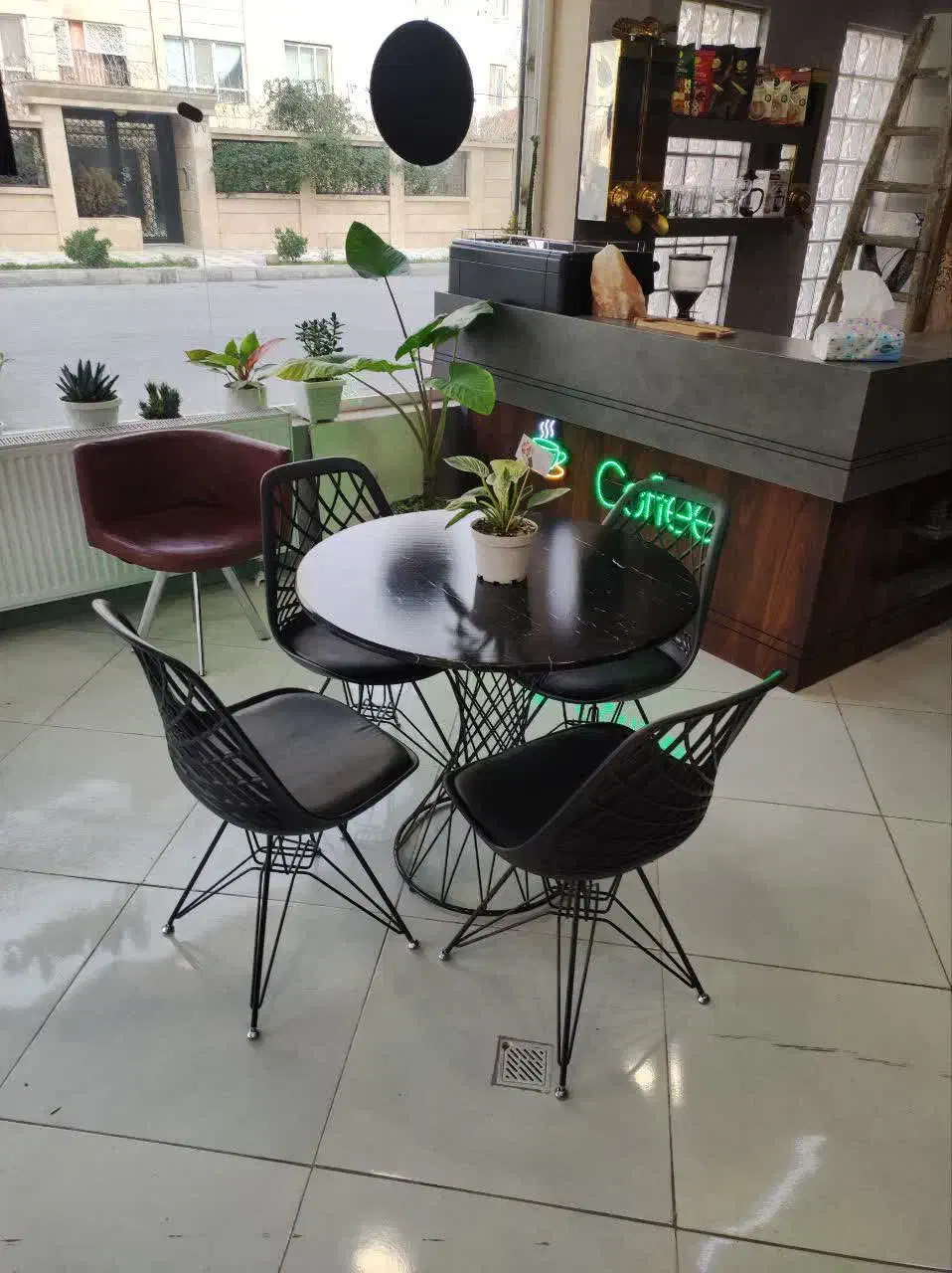 ارسال رایگان میز و صندلی مقدم تحویل در لحظه|میز و صندلی غذاخوری|مشهد, کلاهدوز|دیوار