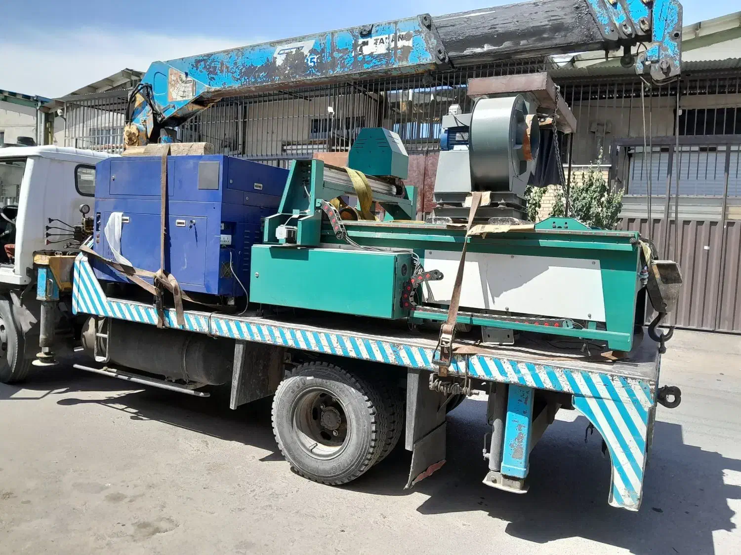 جرثقیل کفی دار دکل بلند سبد کاری|خدمات حمل و نقل|تهران, افسریه جنوبی|دیوار