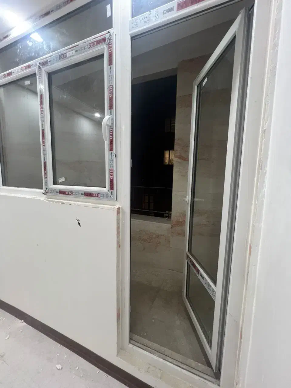 رهن کامل آپارتمان ۱۱۰ متری فول میدان بهاران