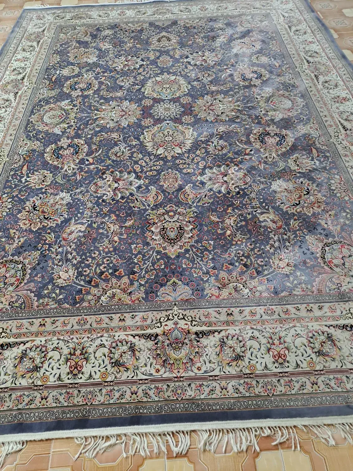 یک تخته فرش ۱۲ متری هزار شانه تراکم ۳۰۰۰|فرش|ورامین, شهرک مدرس|دیوار