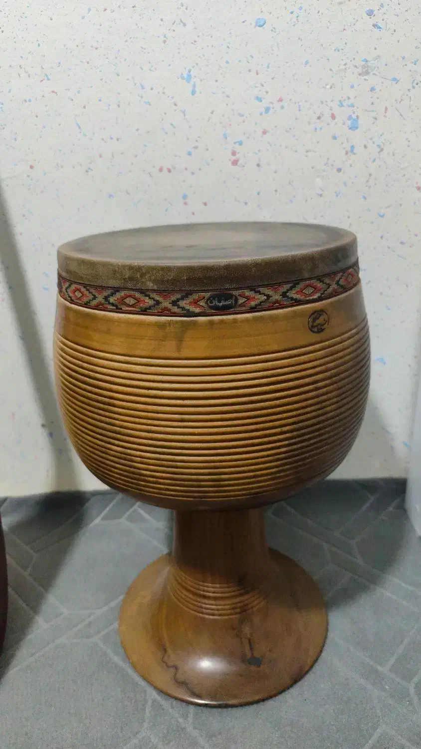 تمبک شیرانی دومهر|سازهای سنتی|اسلامآباد غرب, |دیوار