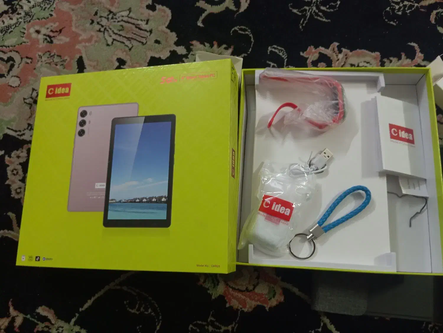 تبلت۵۱۲گیگ رم۸ همراه لوازم جانبی|تبلت|مشهد, سرافرازان|دیوار