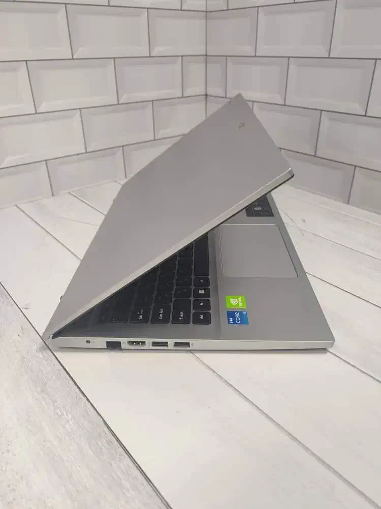 لپ‌تاپ حرفه‌ای Acer Aspire 3 رم۳۲ گیگ گرافیک ۲ گیگ|رایانه همراه|تهران, میدان ولیعصر|دیوار