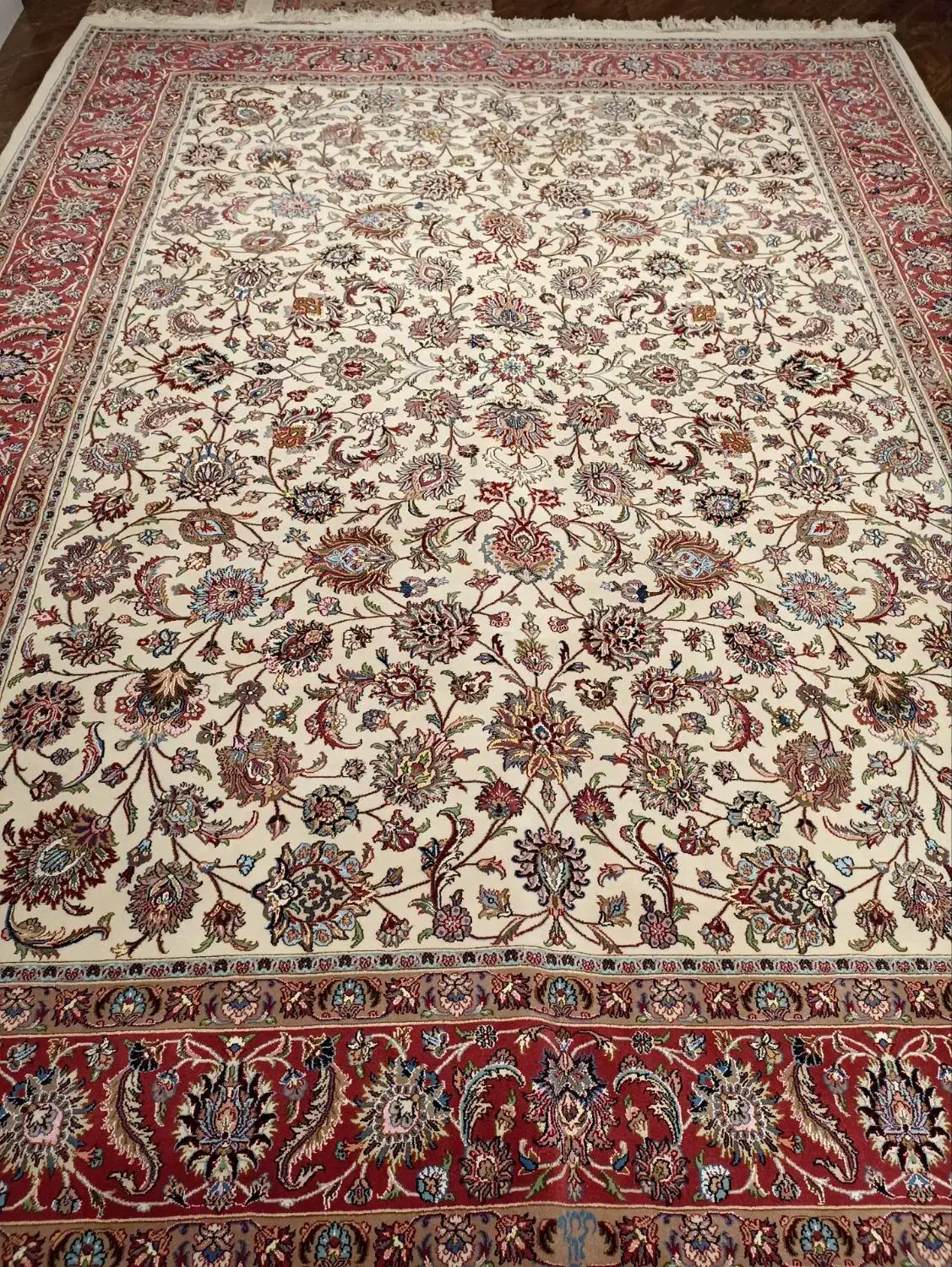 فرش دستباف مشهد افشان حاشیه مسی کد (1404/1)|فرش|مشهد, ده دی|دیوار