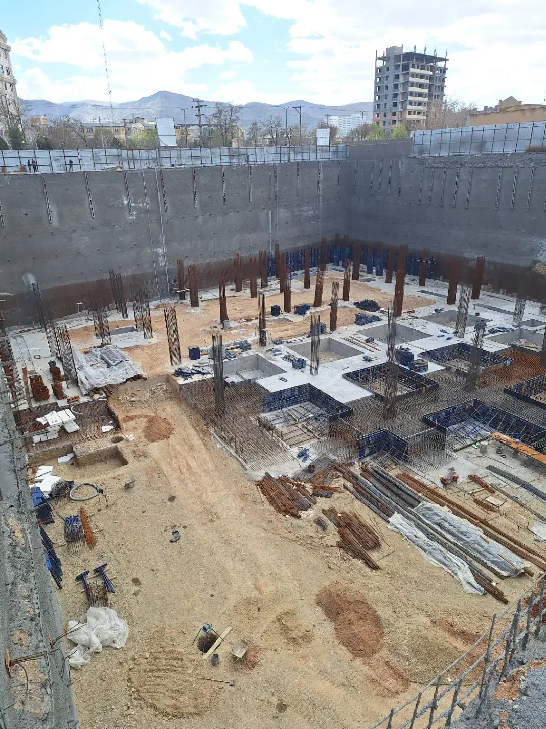 پروژه آرماتوربندی در اراک|استخدام معماری، عمران و ساختمانی|تهران, منیریه|دیوار