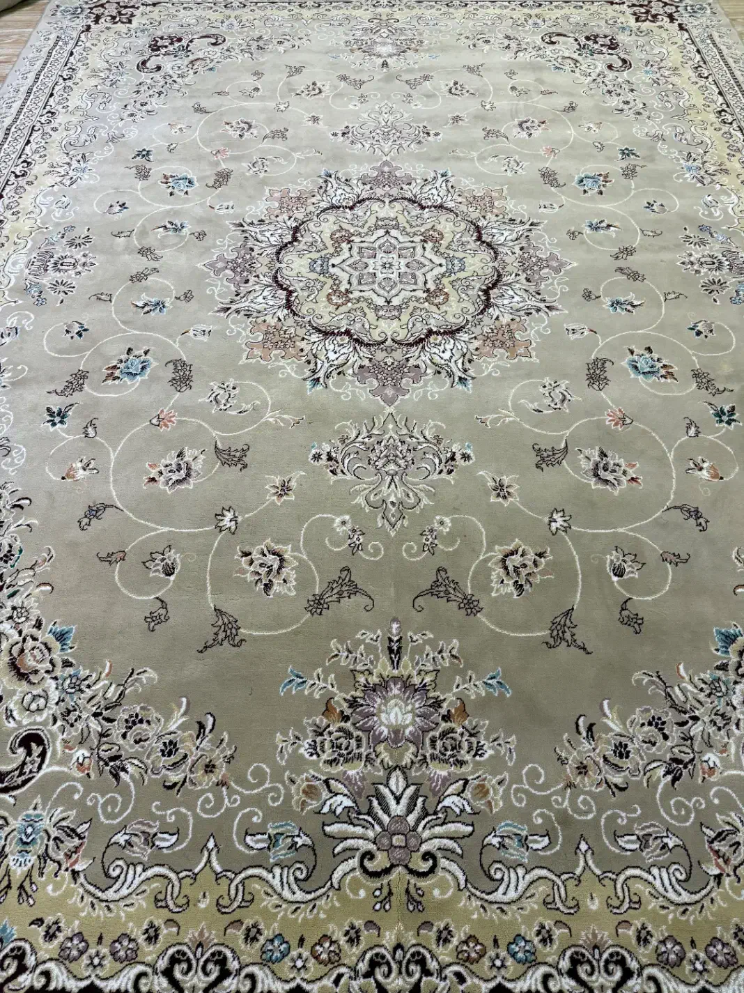 فرش|فرش|نیشابور, دارایی|دیوار