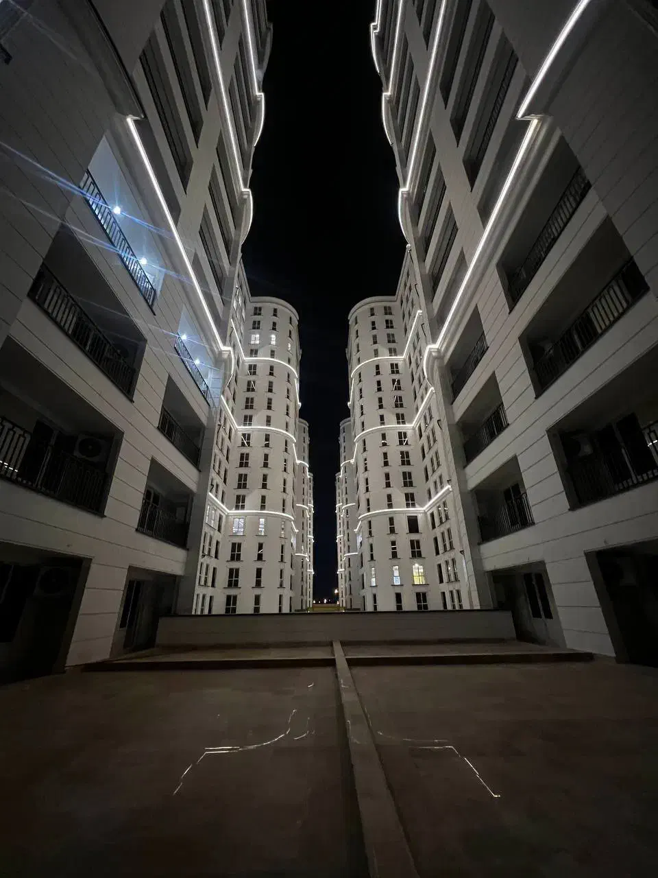 واحد ۱۱۸ متری رونیکا پالاس کوهک/منطقه ۲۲/دریاچه