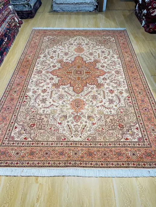 فرش ۶ متری طرح هریس ۵۰ رج زمینه کرم|فرش|تهران, سلسبیل شمالی|دیوار