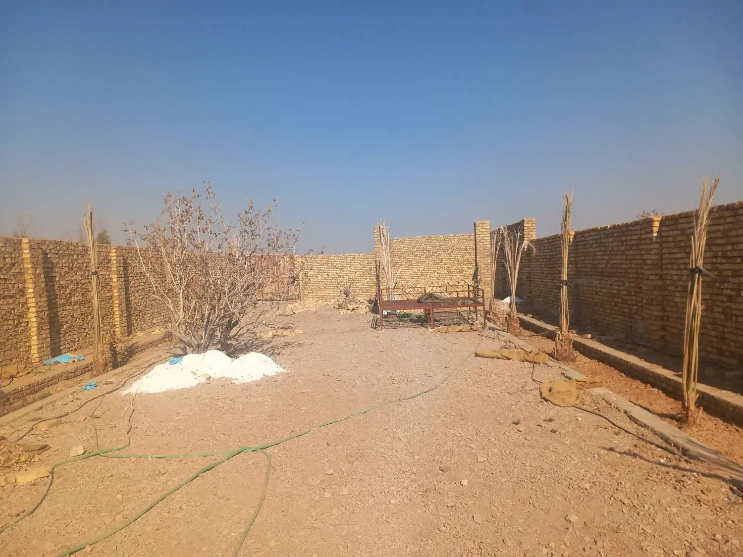 باغ چهار دیواری|فروش خانه و ویلا|اردکان, |دیوار