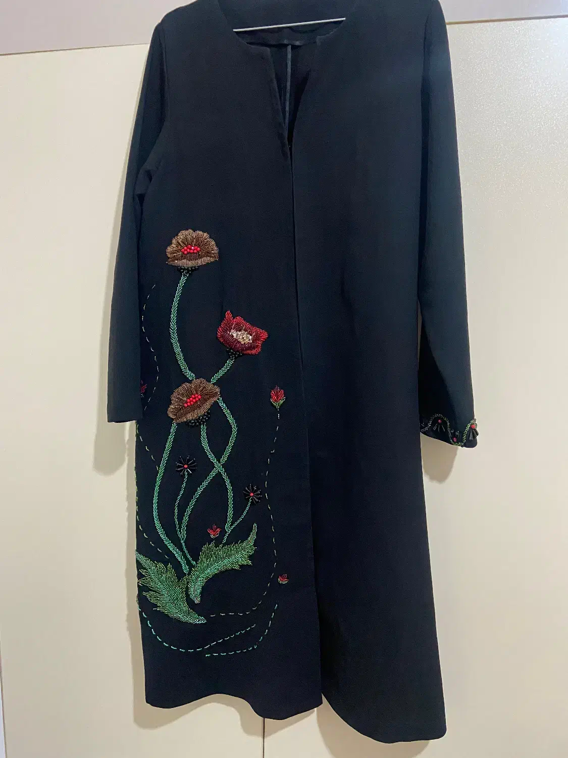 مانتومجلسی|لباس|چاراویماق, |دیوار