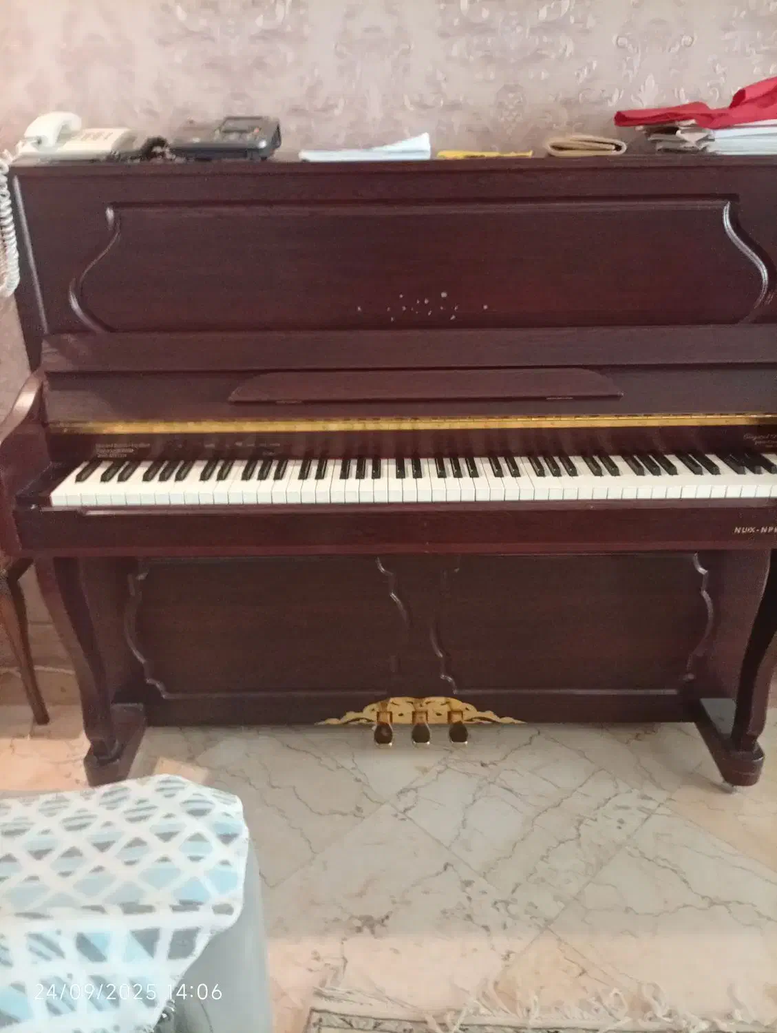 پیانو طرح اگوستیک|پیانو، کیبورد، آکاردئون|تهران, فردوس|دیوار