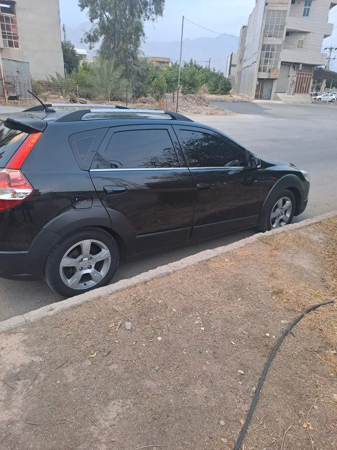 H30 کراس|خودرو سواری و وانت|دوگنبدان, |دیوار