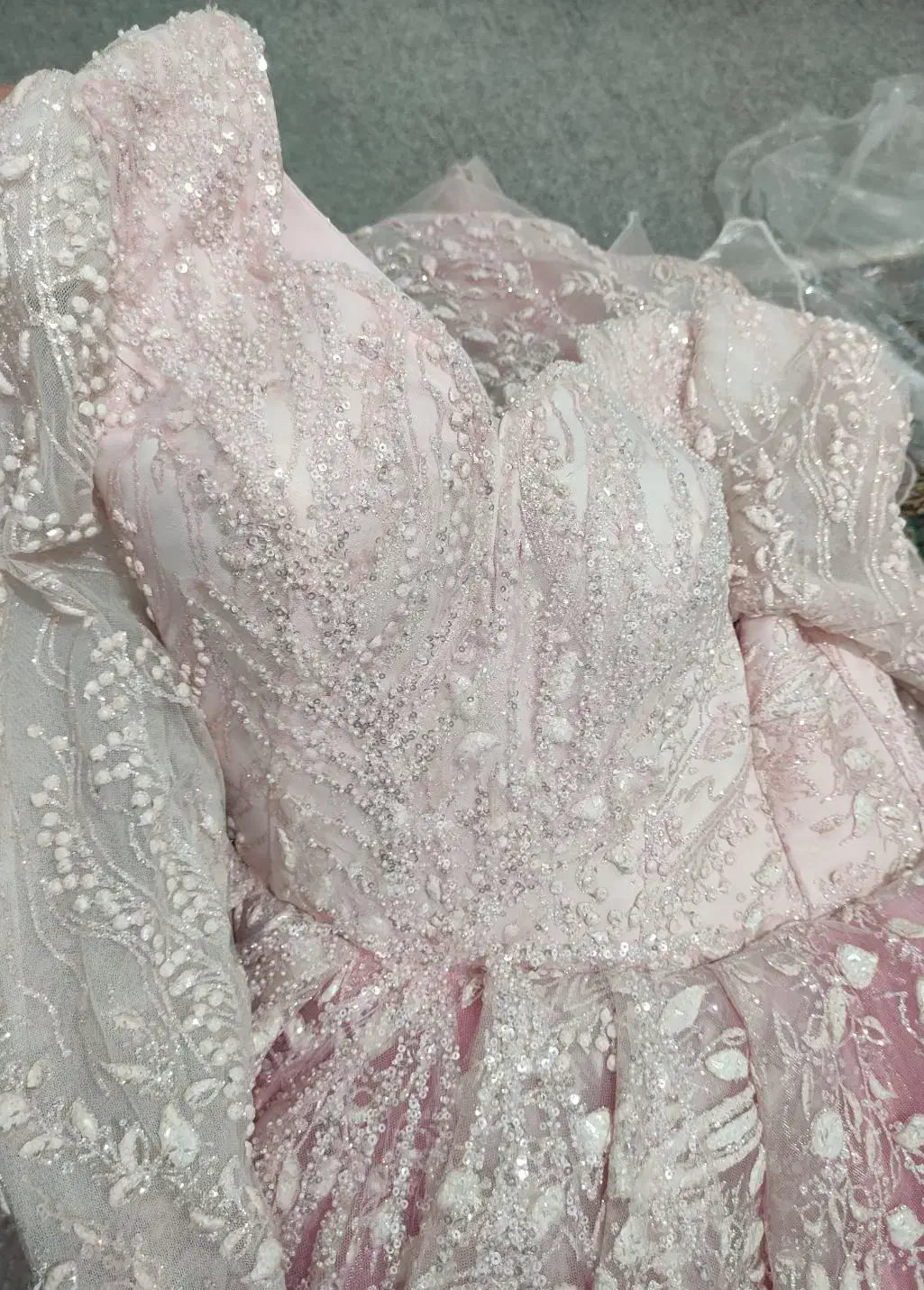 لباس مجلسی و لباس عروس|لباس|نسیمشهر, |دیوار