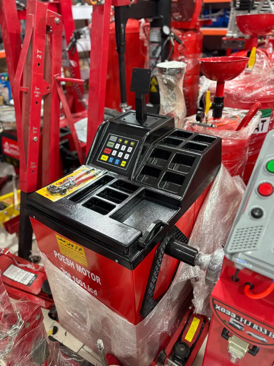 ساکشن،پرس هیدرولیک،کمپرسور،انواع تجهیزات تعمیرگاه|ماشین‌آلات صنعتی|بندرعباس, |دیوار