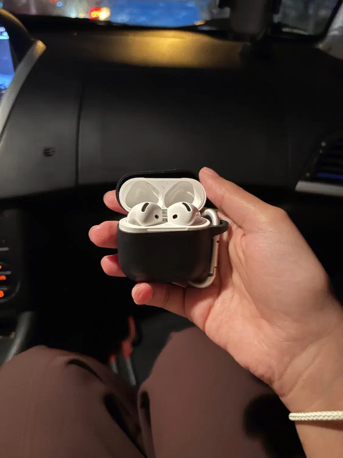 ایرپاد4 ANC|لوازم جانبی موبایل و تبلت|مشهد, اقبال|دیوار