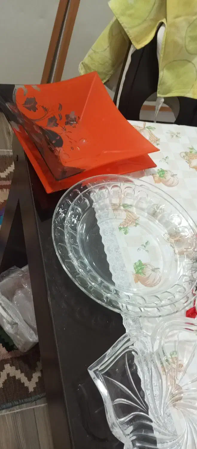 چندتیک دیس گردمیوخوری|ظروف سرو و پذیرایی|رباط‌کریم, حصار مهتر|دیوار