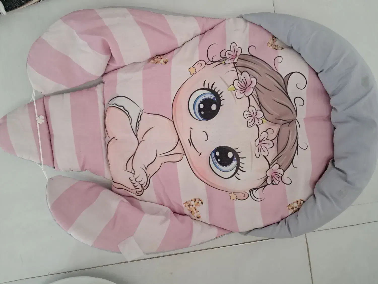 تعدادی وسیله بچه|اسباب و اثاث بچه|ایلام, |دیوار