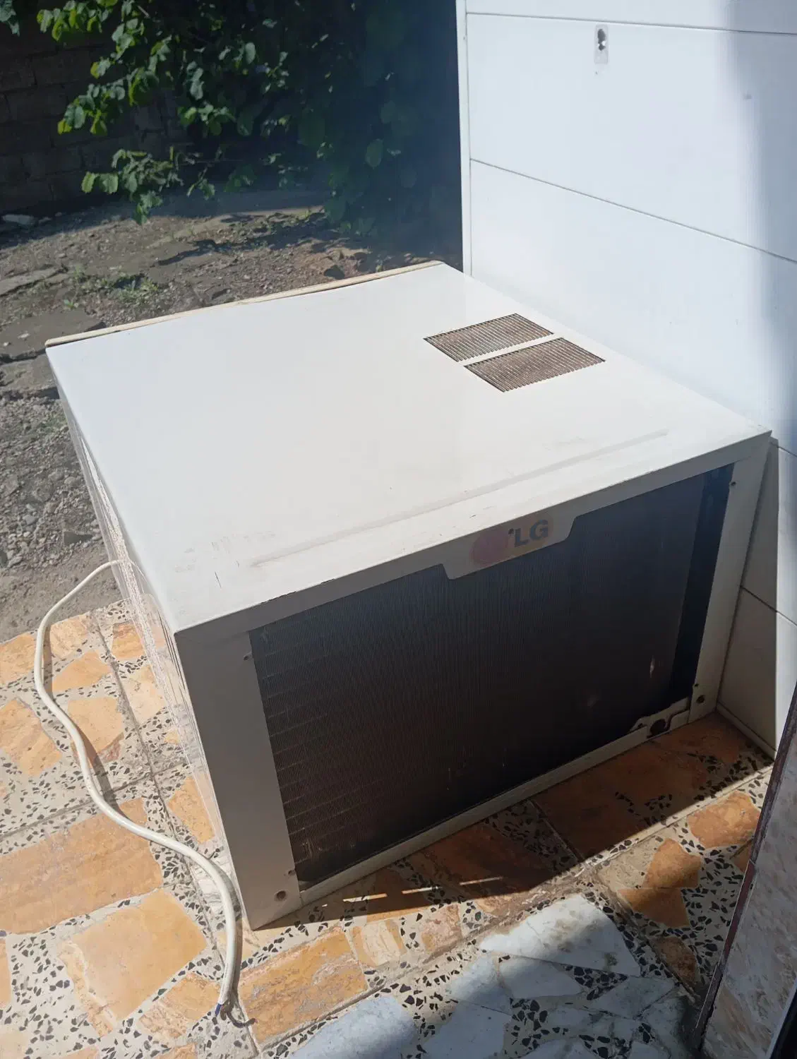 کولر گازی پنجرهای|کولر گازی و فنکوئل|رشت, سلیمانداراب|دیوار