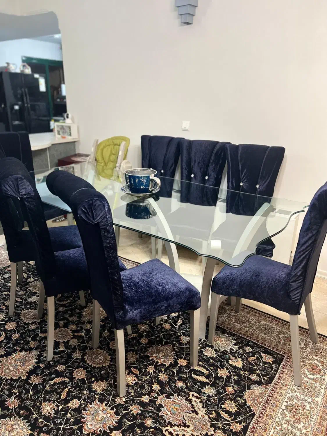 ست مبل هفت نفره با ناهار خوری هشت نفره سرمه ای رنگ|مبلمان خانگی و میز عسلی|تهران, شهرک آزمایش|دیوار