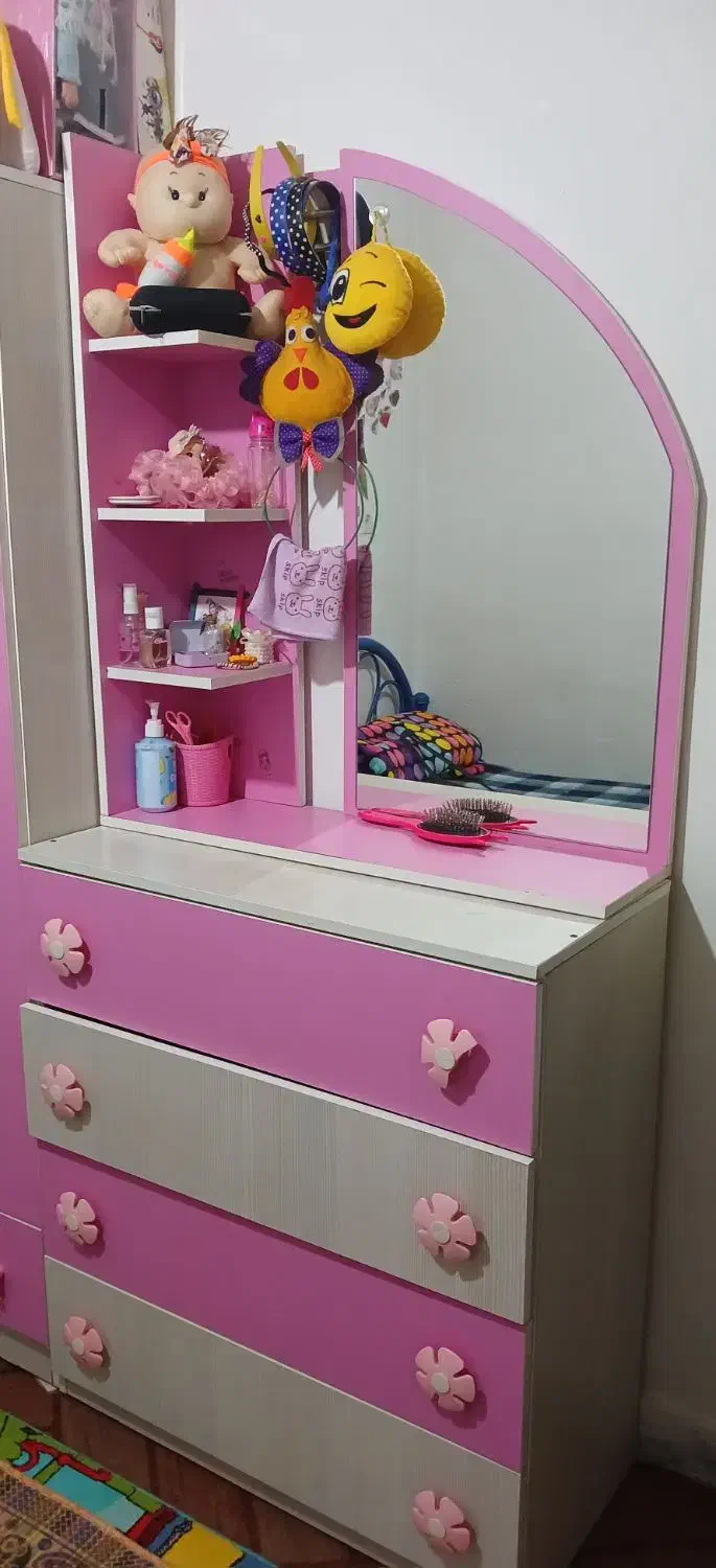 دراور و آینه. آینه قدی|جاکفشی، کمد، دراور|نظرآباد, نظرآباد|دیوار