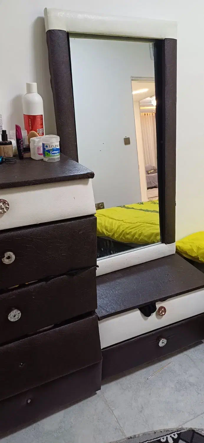 سرویس خواب|تخت و سرویس خواب|مرودشت, مسکن مهرگان|دیوار