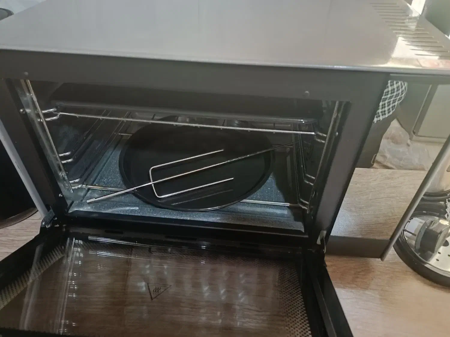 توستر  سوپر.  لوکس. در حد نو|اجاق گاز و لوازم برقی پخت‌وپز|قروه, |دیوار