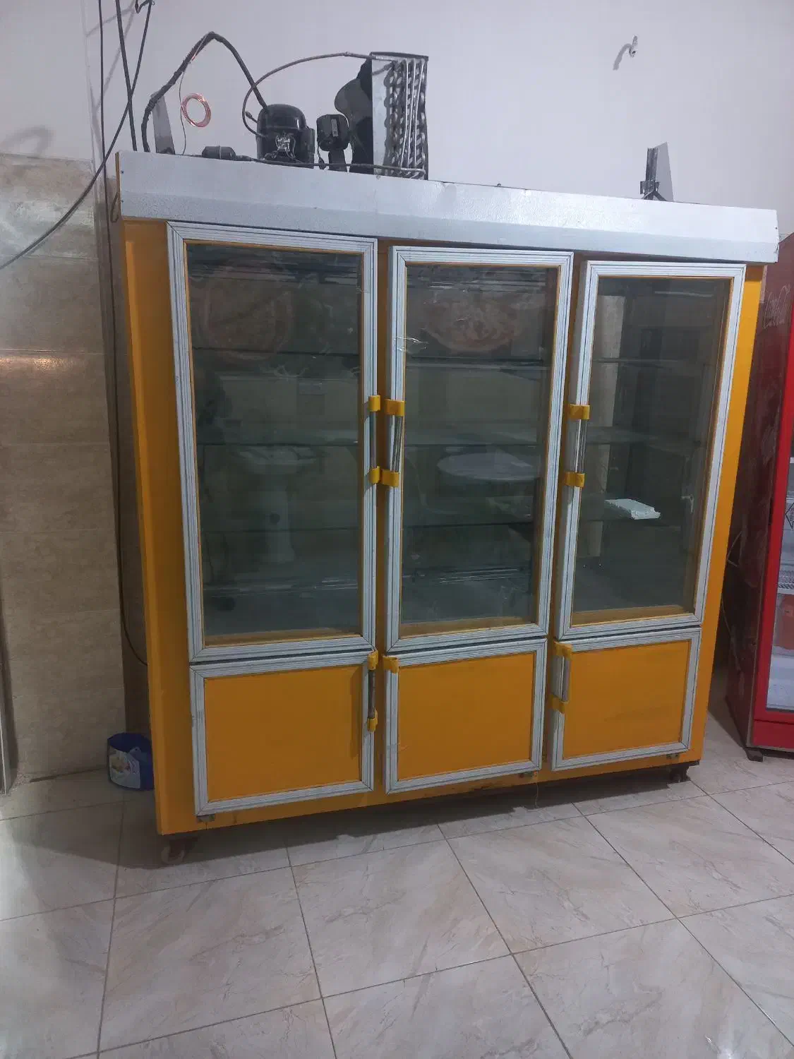 فروش یخچال مغازه|یخچال و فریزر|بم, |دیوار