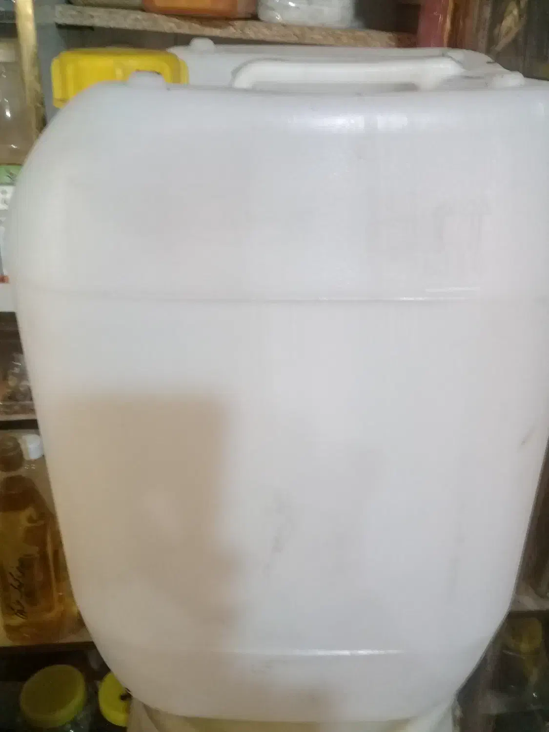 ۲۰ لیتری پلاستیکی|ظروف نگهدارنده، پلاستیکی، یک‌بارمصرف|بروجن, |دیوار