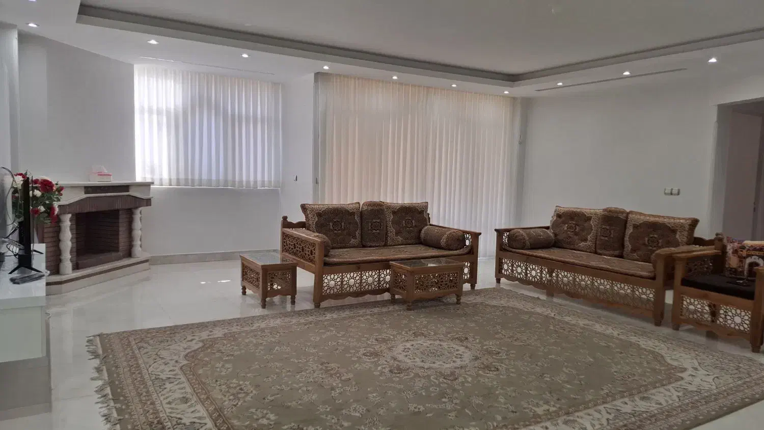 اجاره کوتاه مدت منزل پل خواجو|اجارهٔ کوتاه‌مدت آپارتمان و سوئیت|اصفهان, خواجو|دیوار