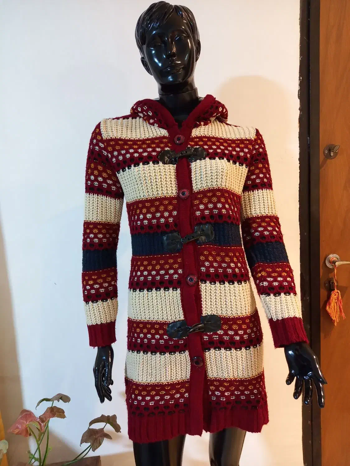 بافت بلند|لباس|رشت, رودبارتان|دیوار