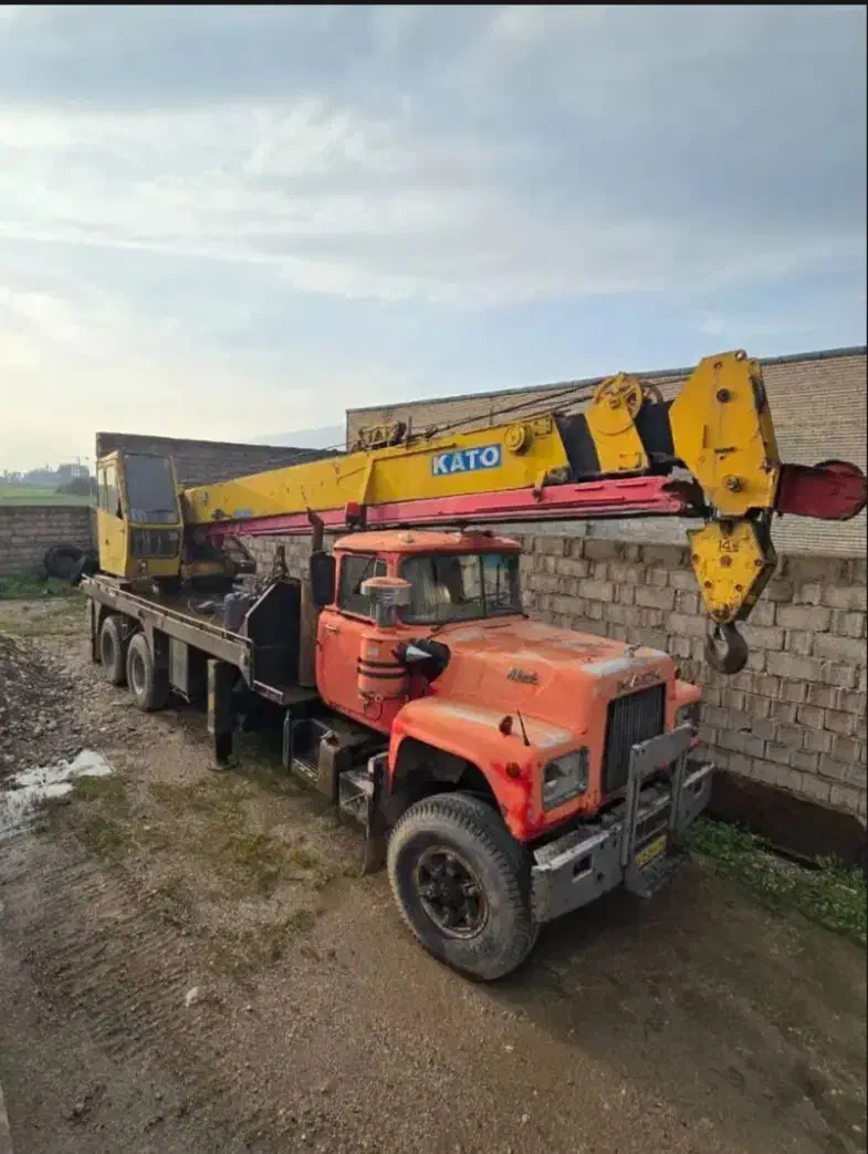 فروش جرثقیل کاتو  14 تن|خودرو سنگین|ری, ملک‌آباد|دیوار