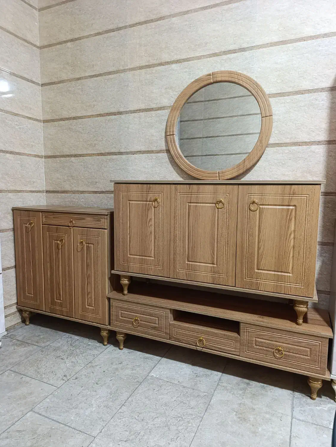 آیینه کنسول و میز تی وی و جاکفشی|بوفه، ویترین، کنسول|قدس, شهرقدس|دیوار