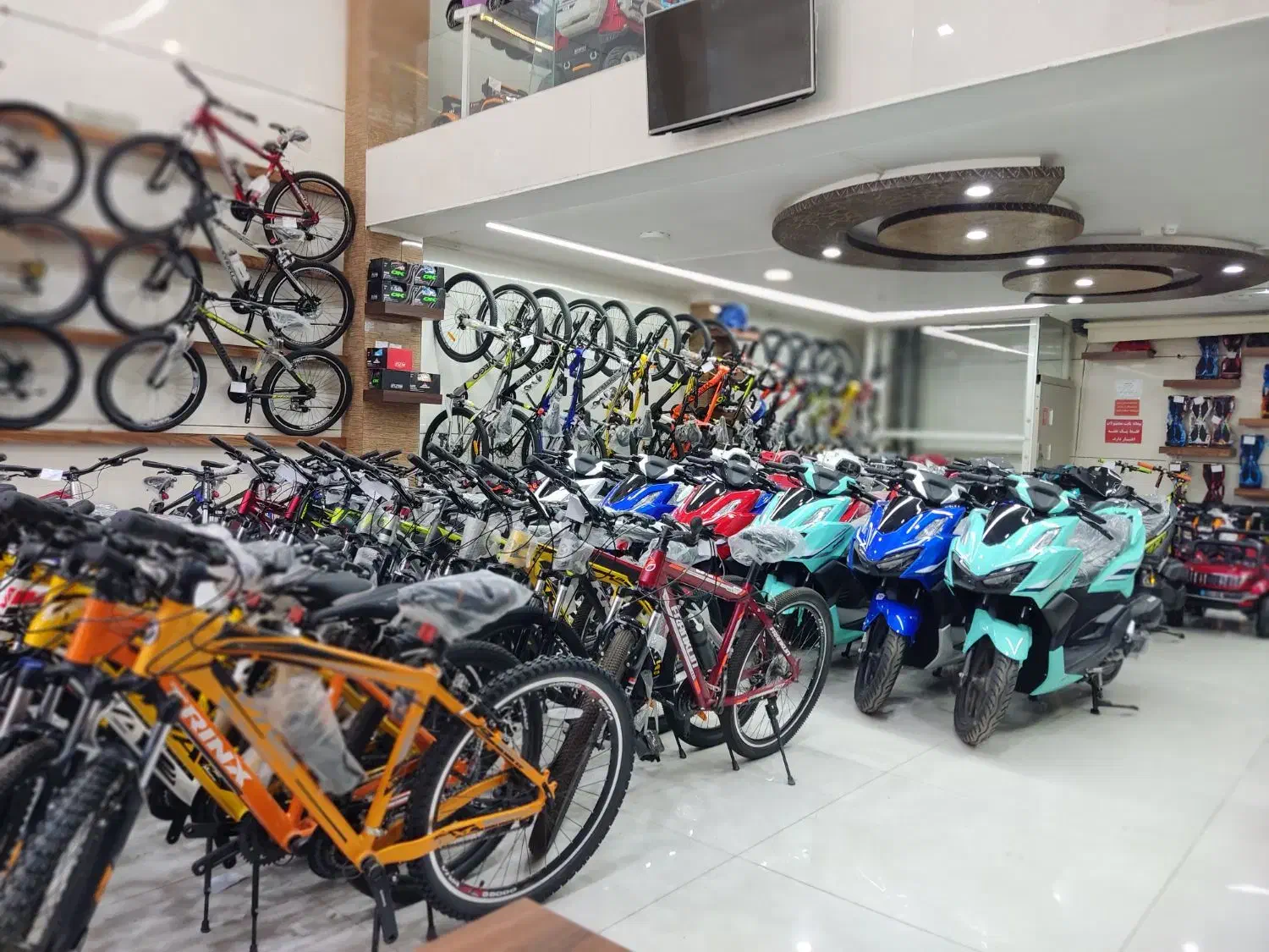 +دوچرخه المپیا /ویوا اورلورد 10 و 20 ماهه&)|دوچرخه، اسکیت، اسکوتر|اصفهان, شهرک ولیعصر|دیوار