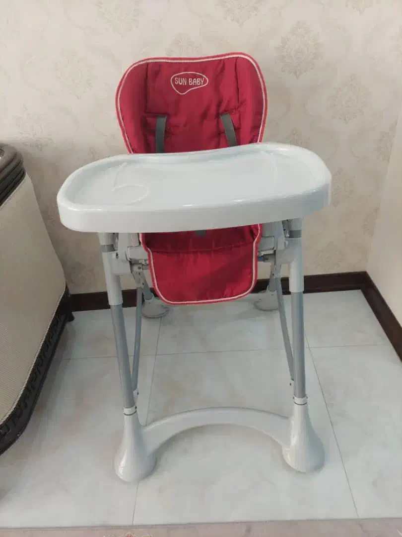 صندلی غذا کودک|تخت و صندلی بچه|کیش, |دیوار