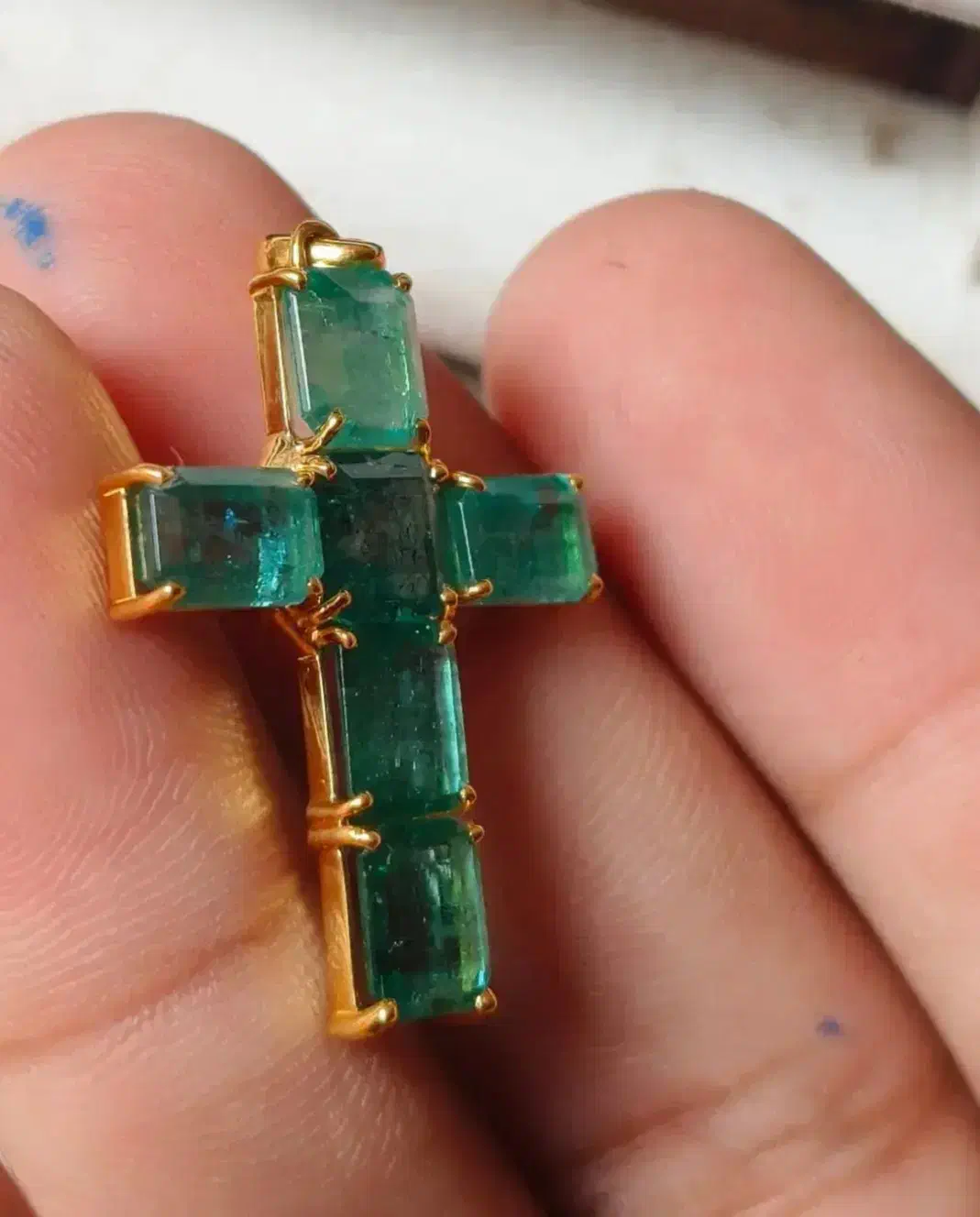 مدال زمرد صلیب|جواهرات|تهران, استاد معین|دیوار