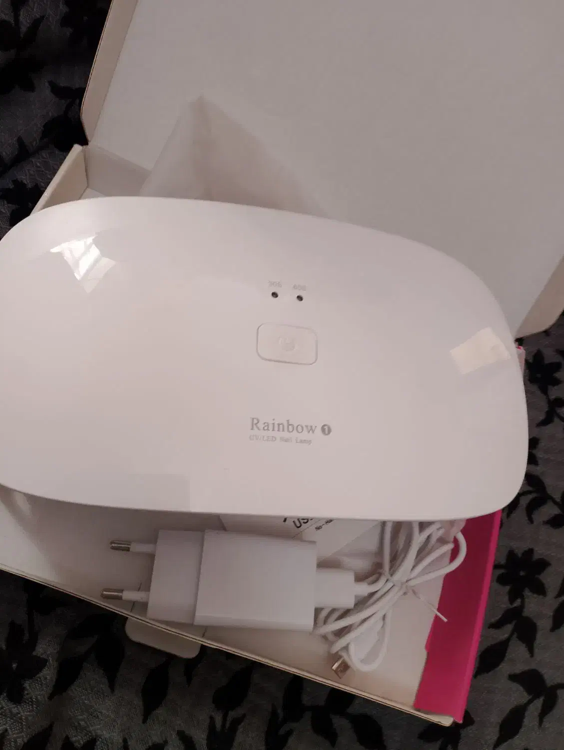 دستگاه Uv|آرایشگاه و سالن‌های زیبایی|آشخانه, |دیوار