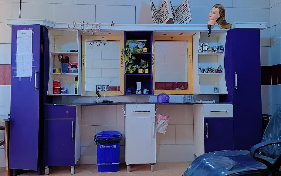 دکور آرایشگاه|آرایشگاه و سالن‌های زیبایی|ارسنجان, |دیوار