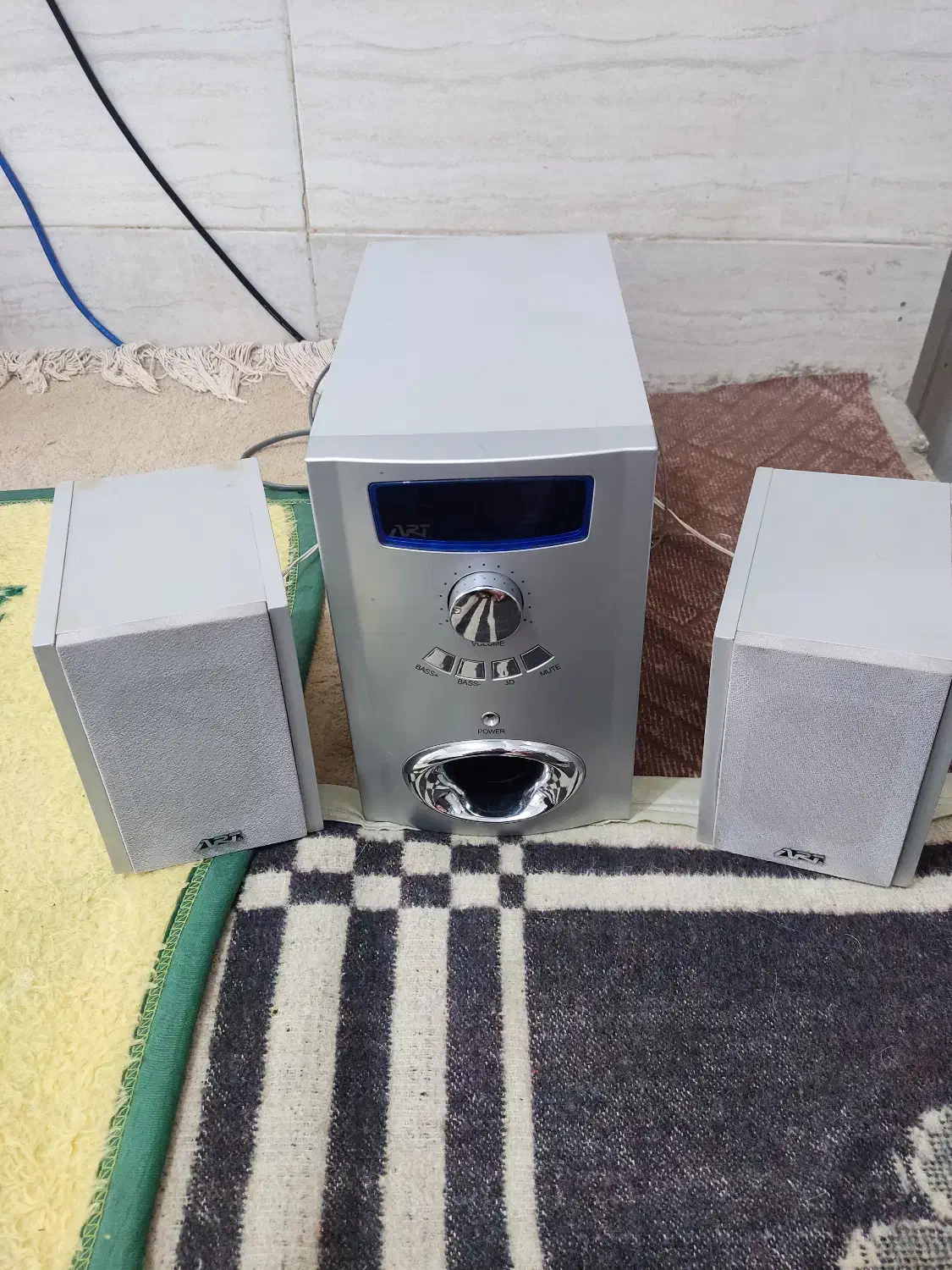 اسپیکر سه تکه قدیمی صدا بی نظیر|سیستم صوتی خانگی|یزد, |دیوار