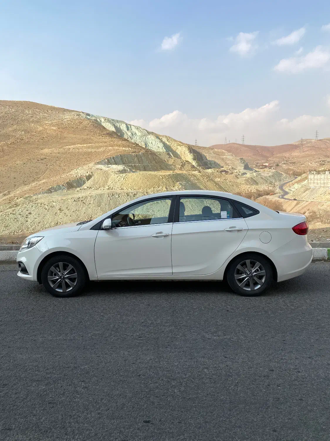 جک j4 سفید|خودرو سواری و وانت|پردیس, فاز ۲|دیوار